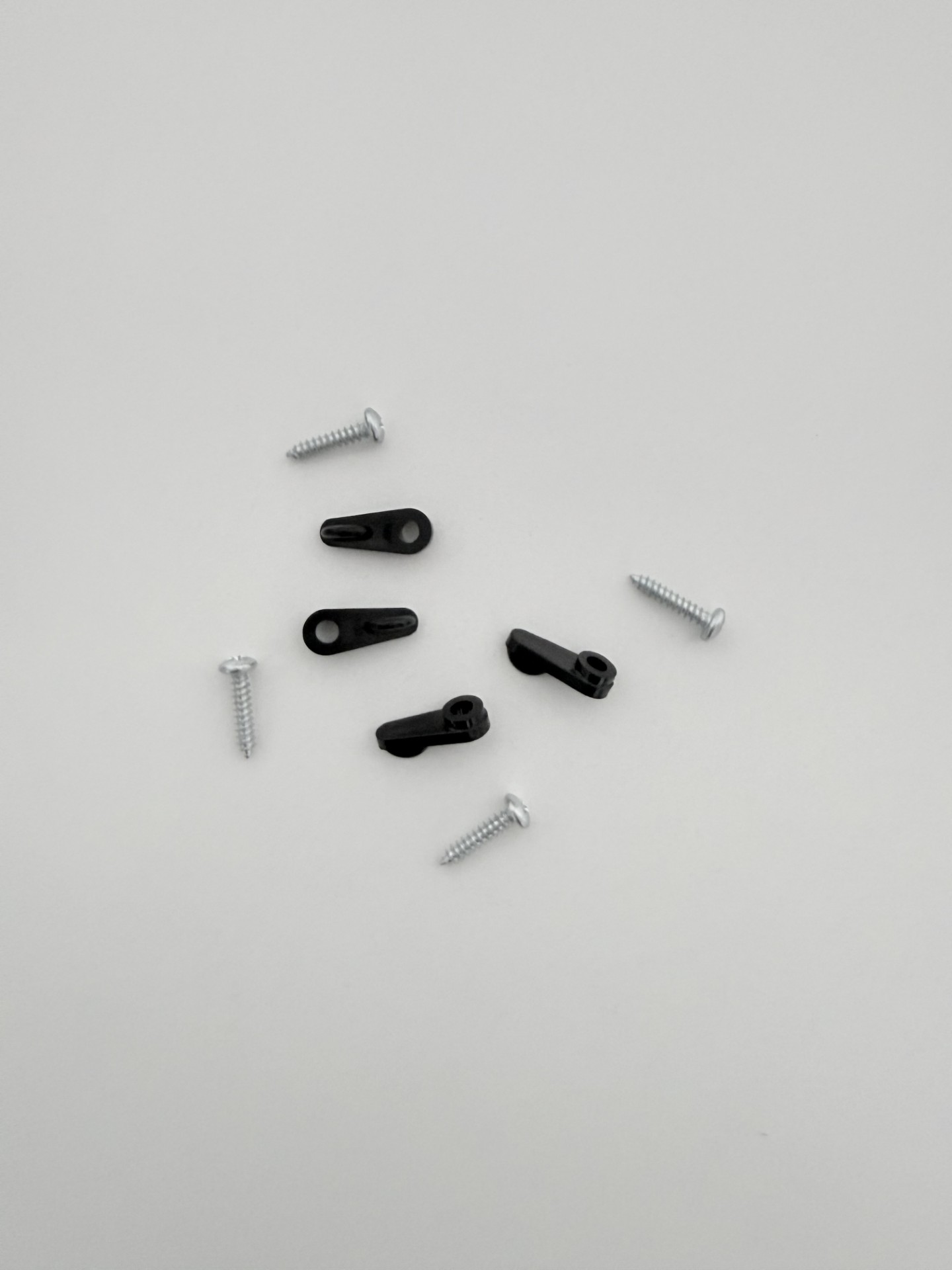 Black Flat Swivel Clips
